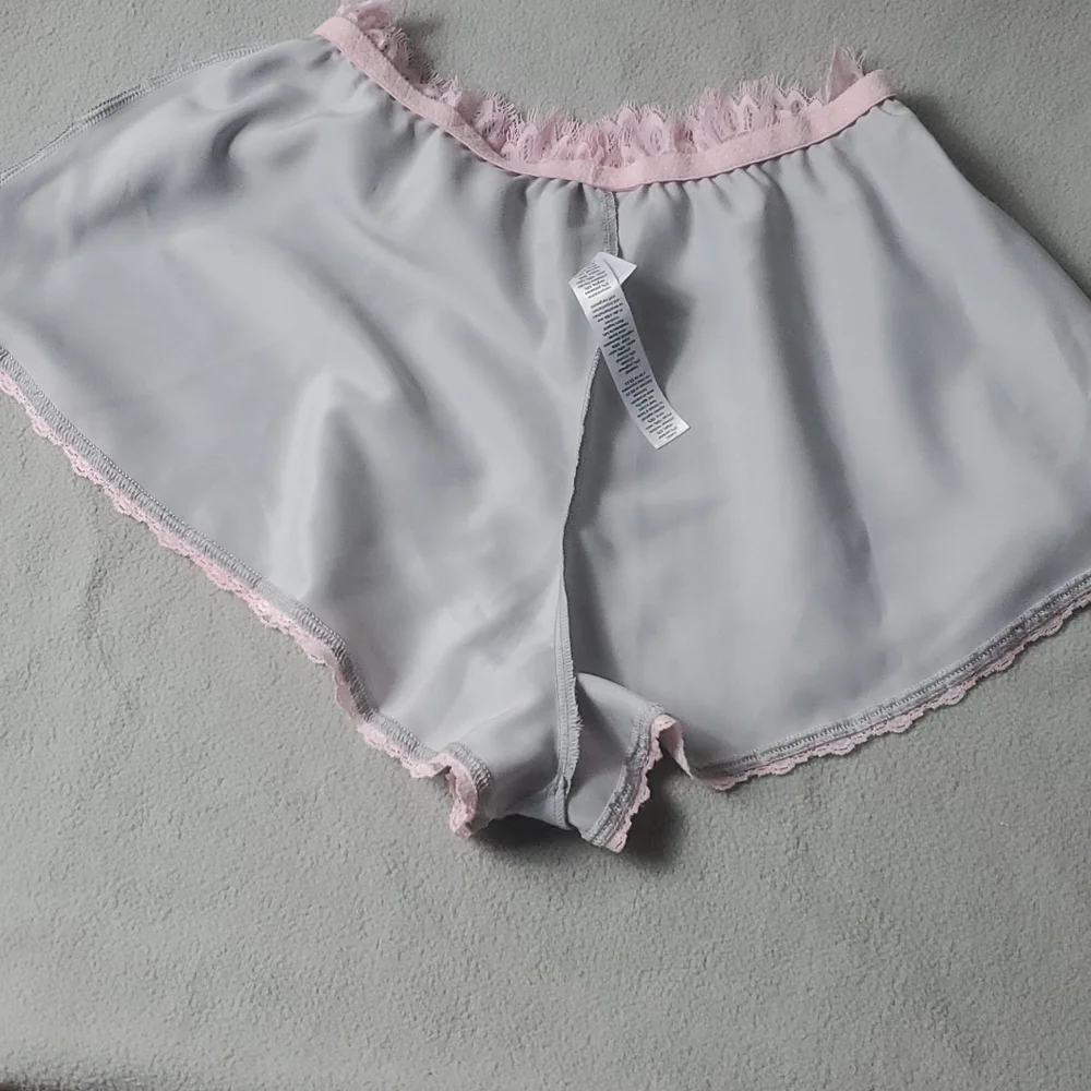 HANKY PANKY  SUITE  DREAMS  SLEEP  SHORTS,NEW, NO TAGS - Picture 6 of 7